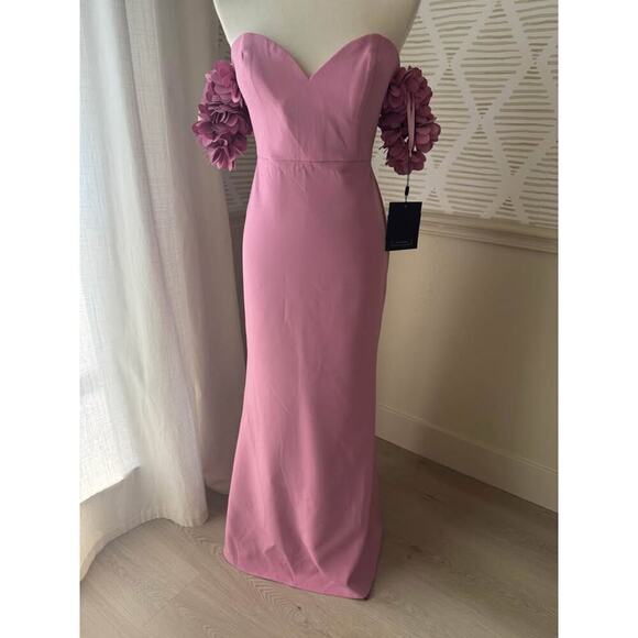 Mac Duggal Women’s Size 8 Medium Rose Crepe 3D Flower Off-The-Shoulder Gown NWT - Picture 3 of 10